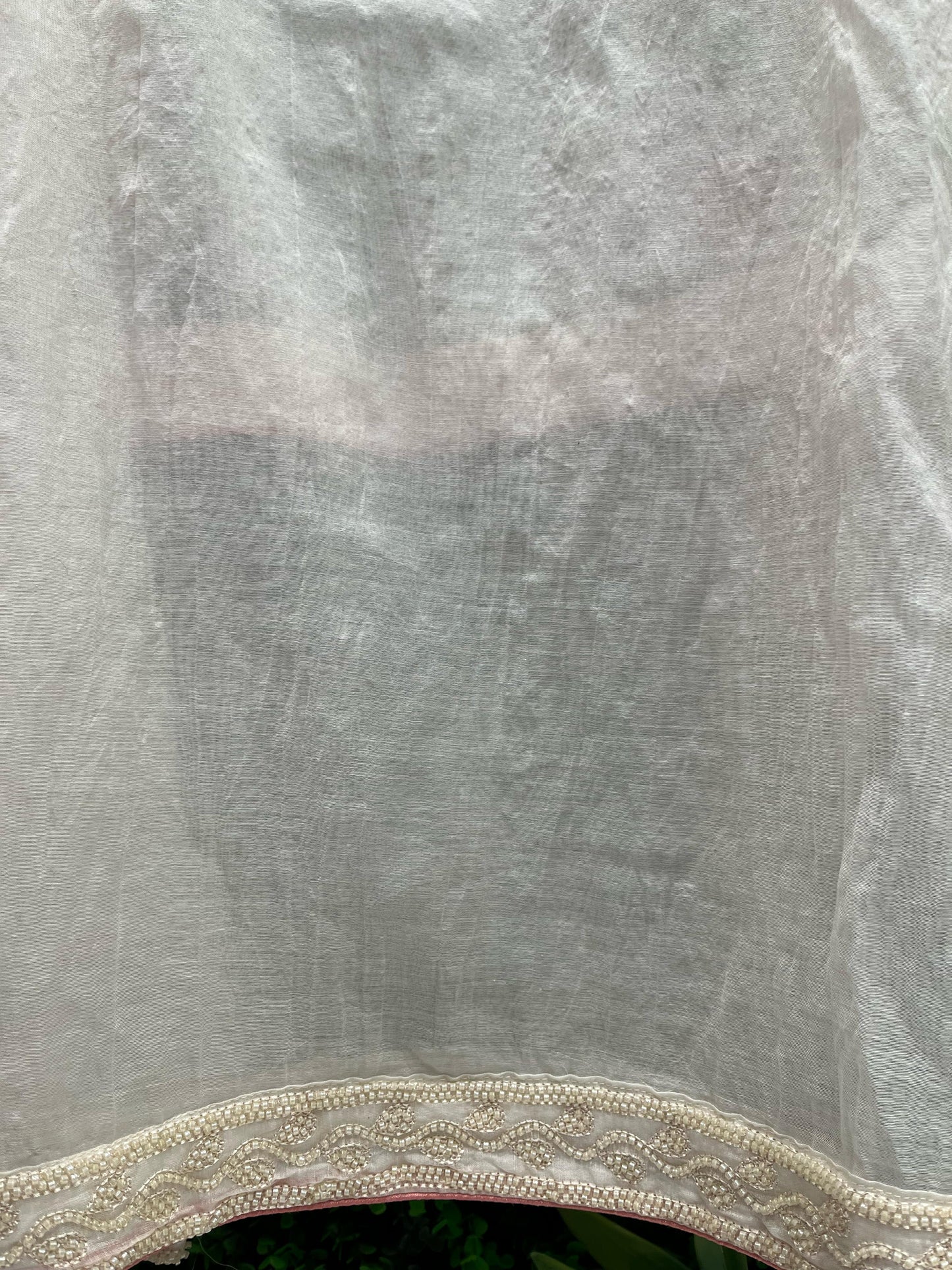 The top fabric is made from soft, breathable mul cotton,