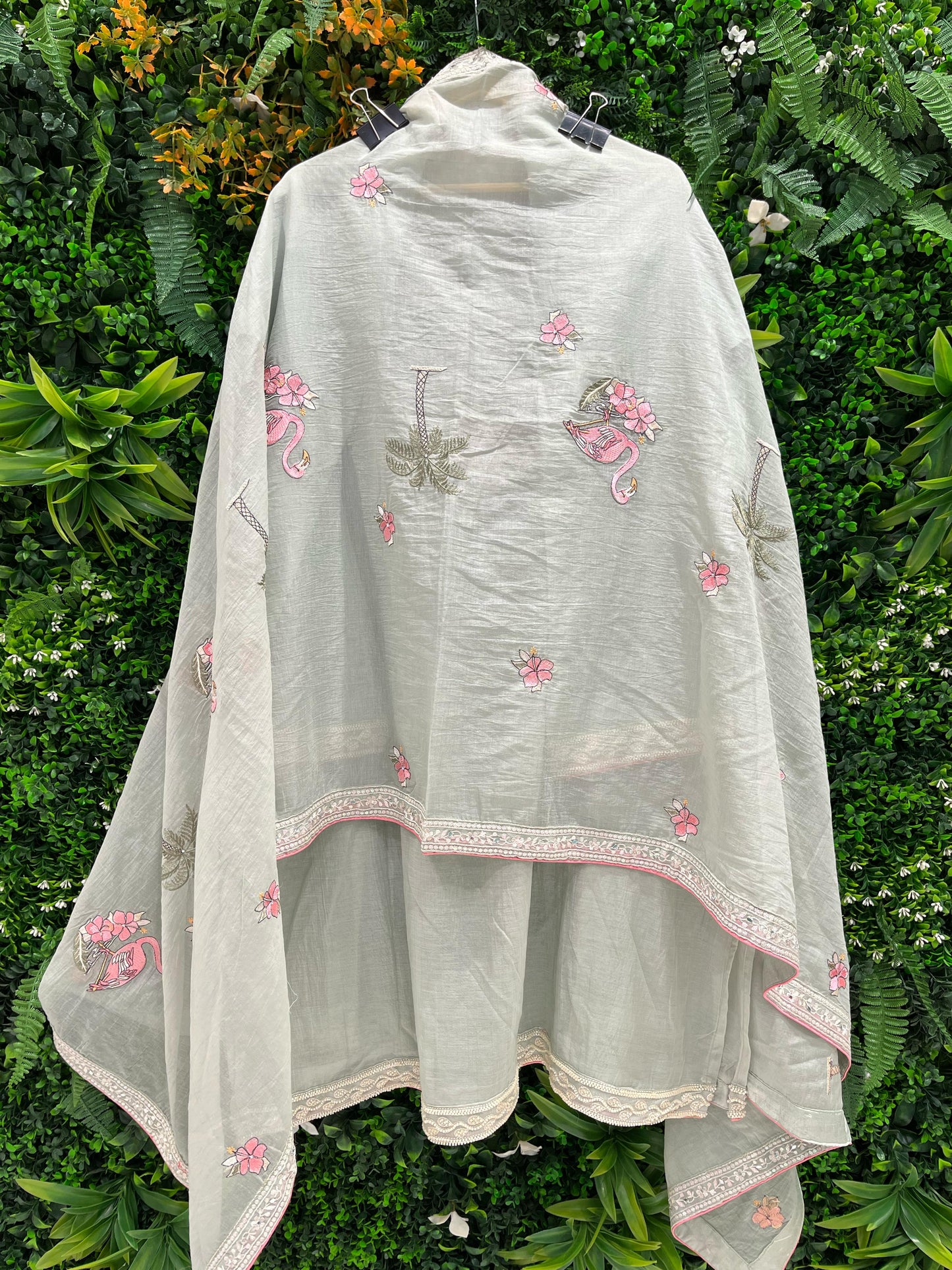 The top fabric is made from soft, breathable mul cotton,