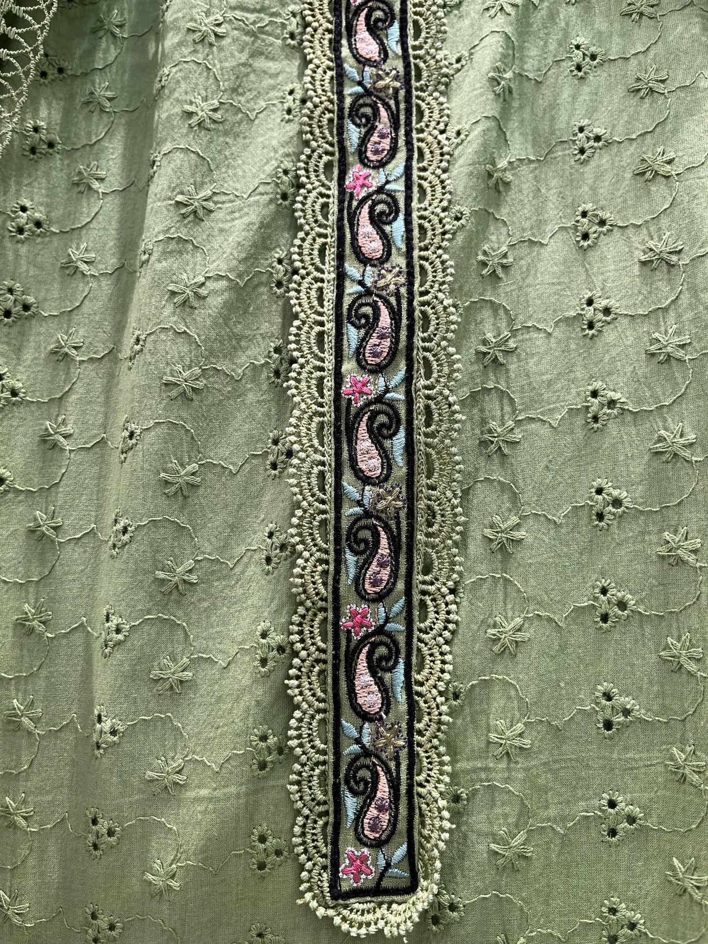 Elegant unstitched suit set crafted from pure cotton fabric
