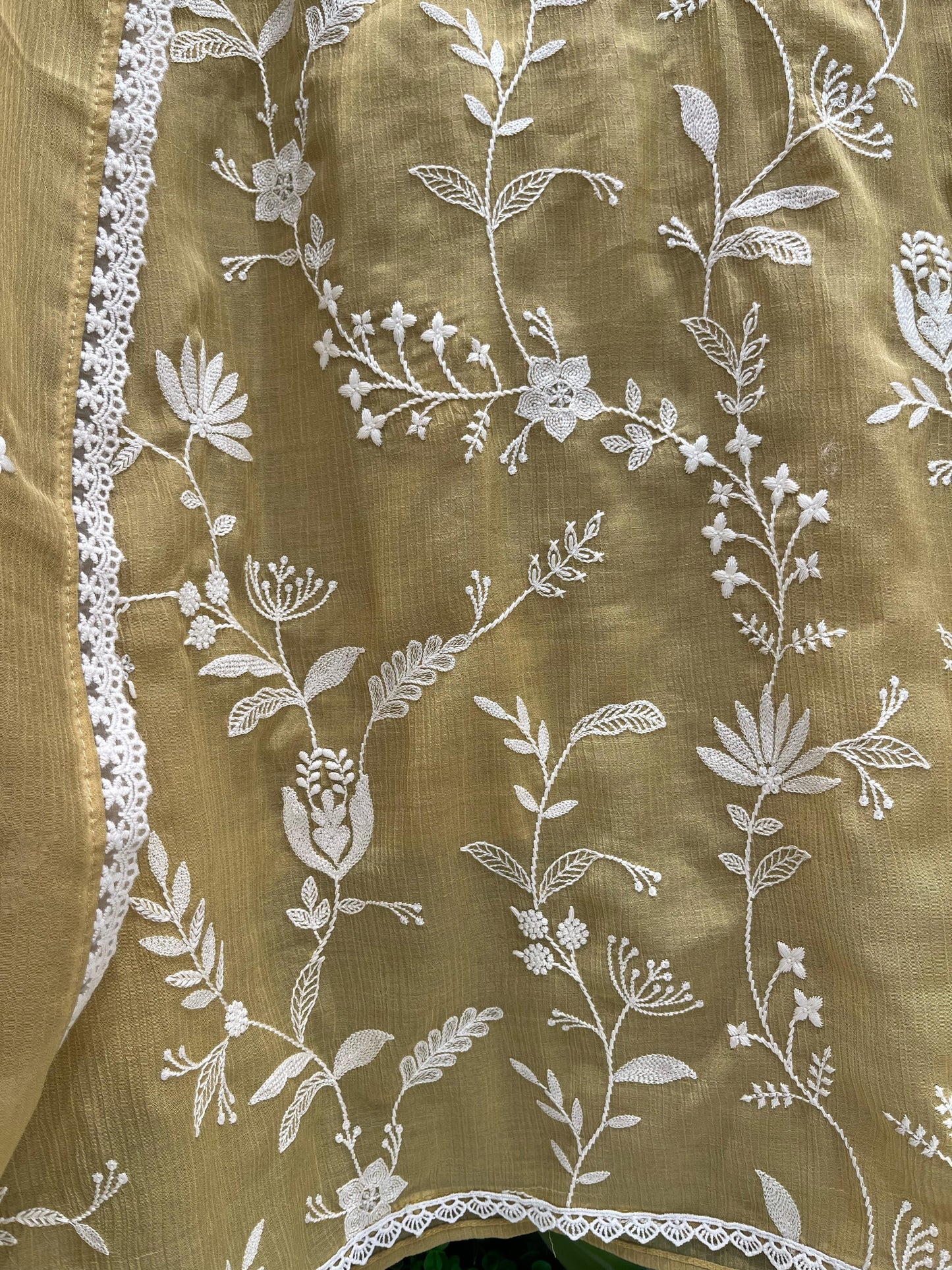 Elegant unstitched suit set, crafted from premium mul crush cotton fabric