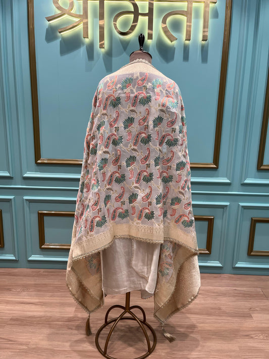 Elegant unstitched suit set crafted from pure cotton fabric