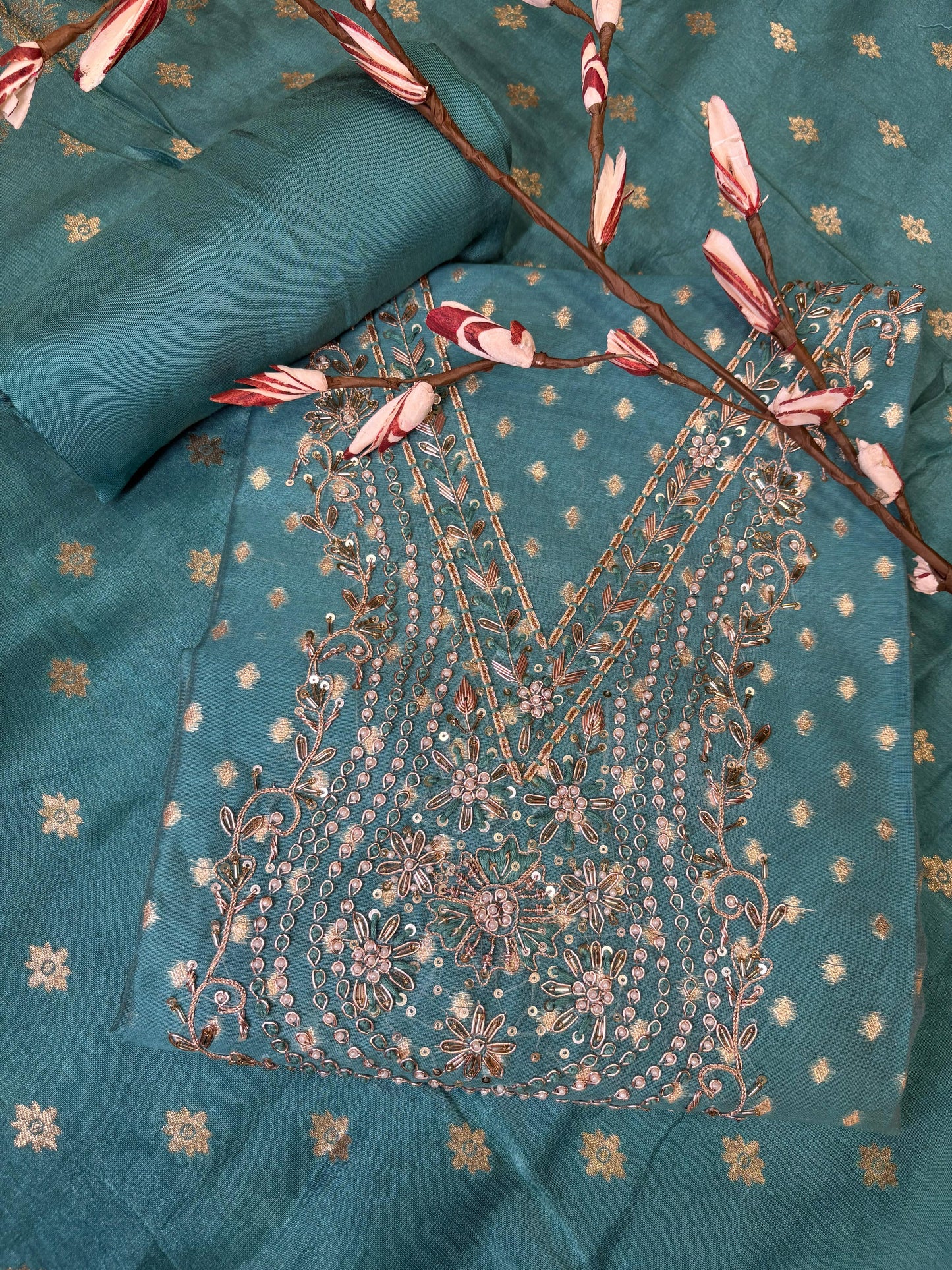 Elegance with this premium unstitched suit fabric set