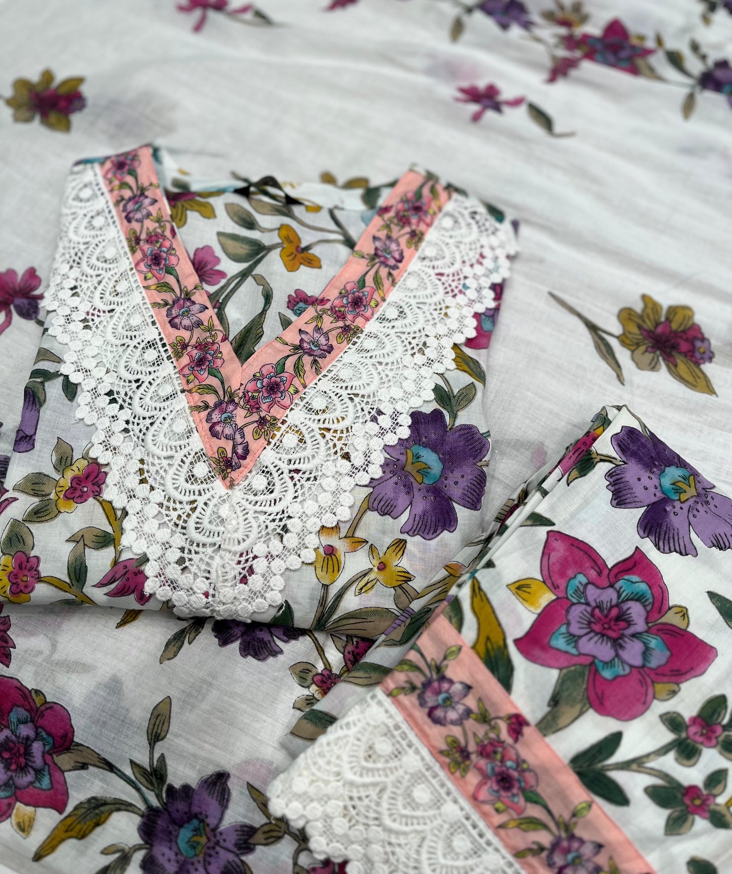 Elevate your everyday ethnic style with this three-piece cotton Kurti set