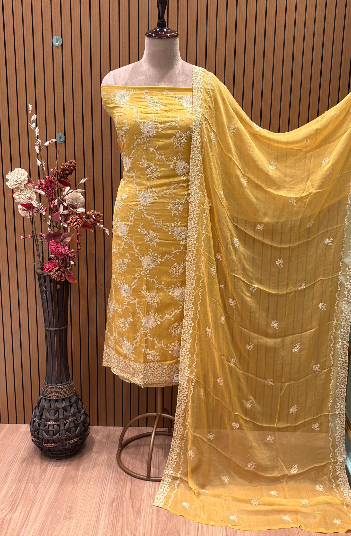 Grace your festive wardrobe with our elegant unstitched Chinon suit