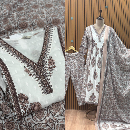 Grace your wardrobe with this elegant cotton Anarkali suit