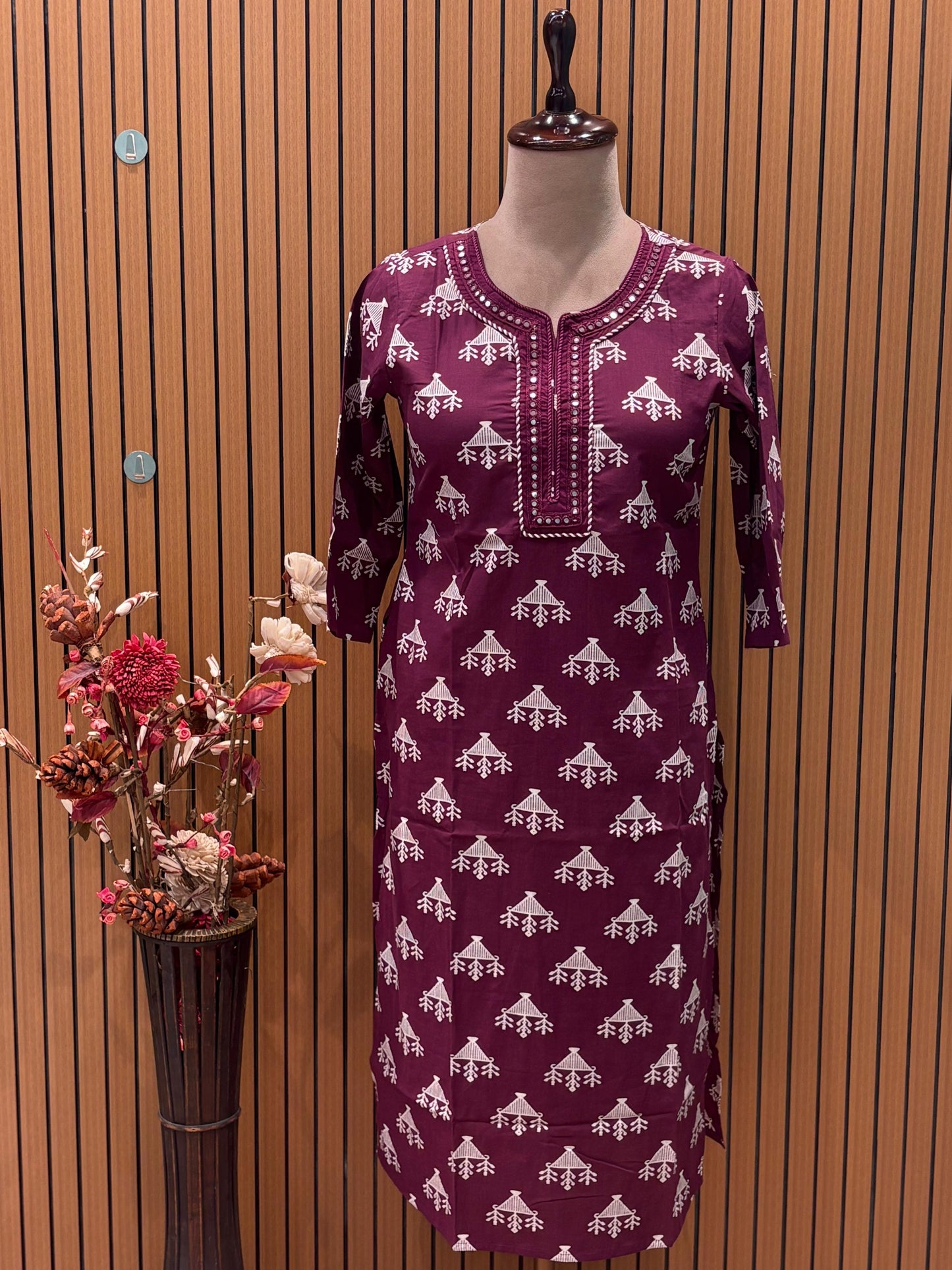 Brighten your wardrobe with this vibrant cotton suit set