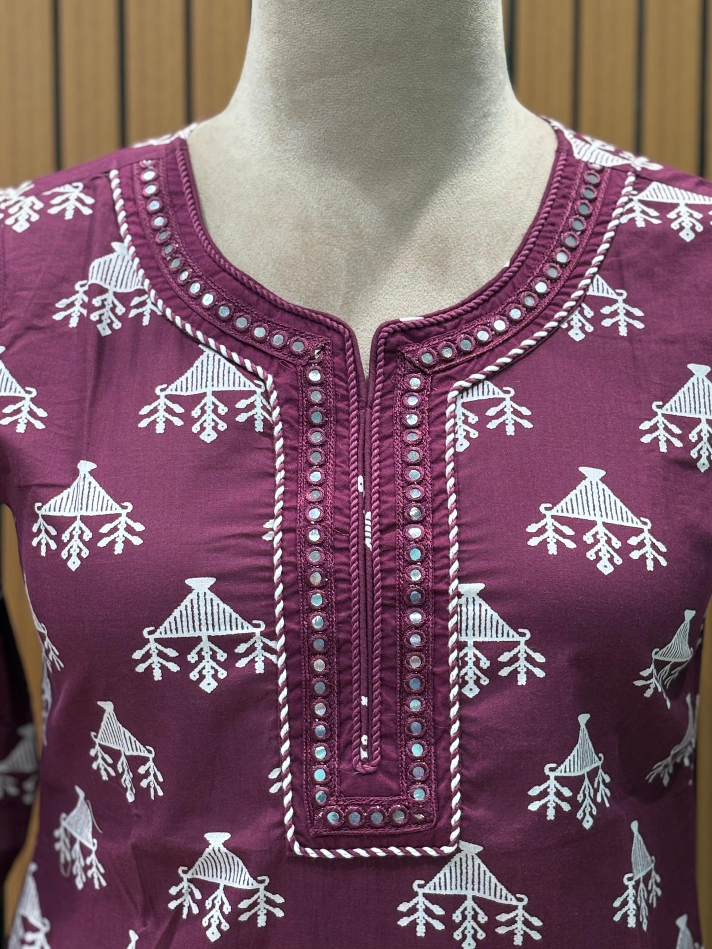 Brighten your wardrobe with this vibrant cotton suit set