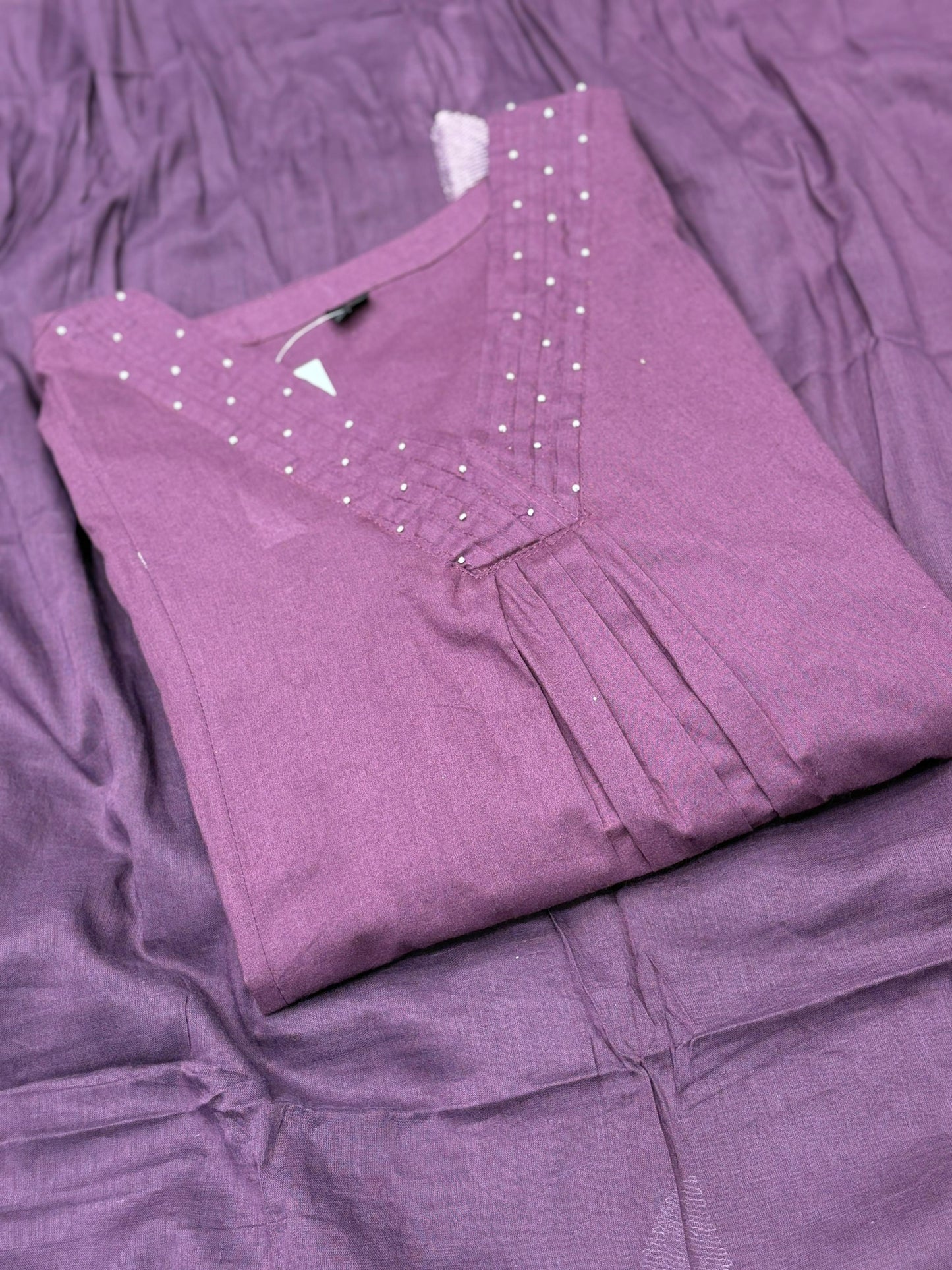 Grace meets simplicity in this wine-hued cotton suit set