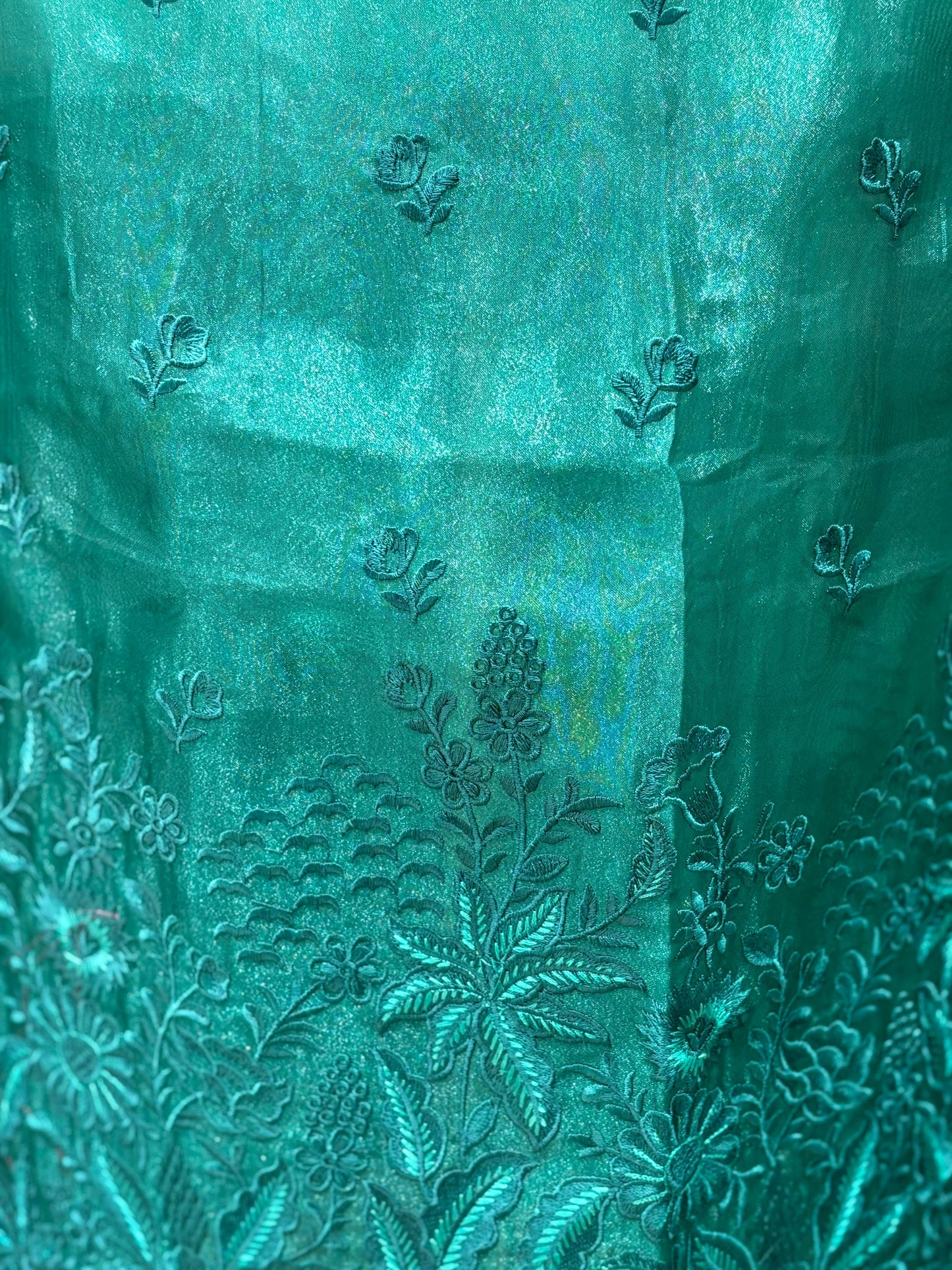 Make a festive statement with our unstitched suit