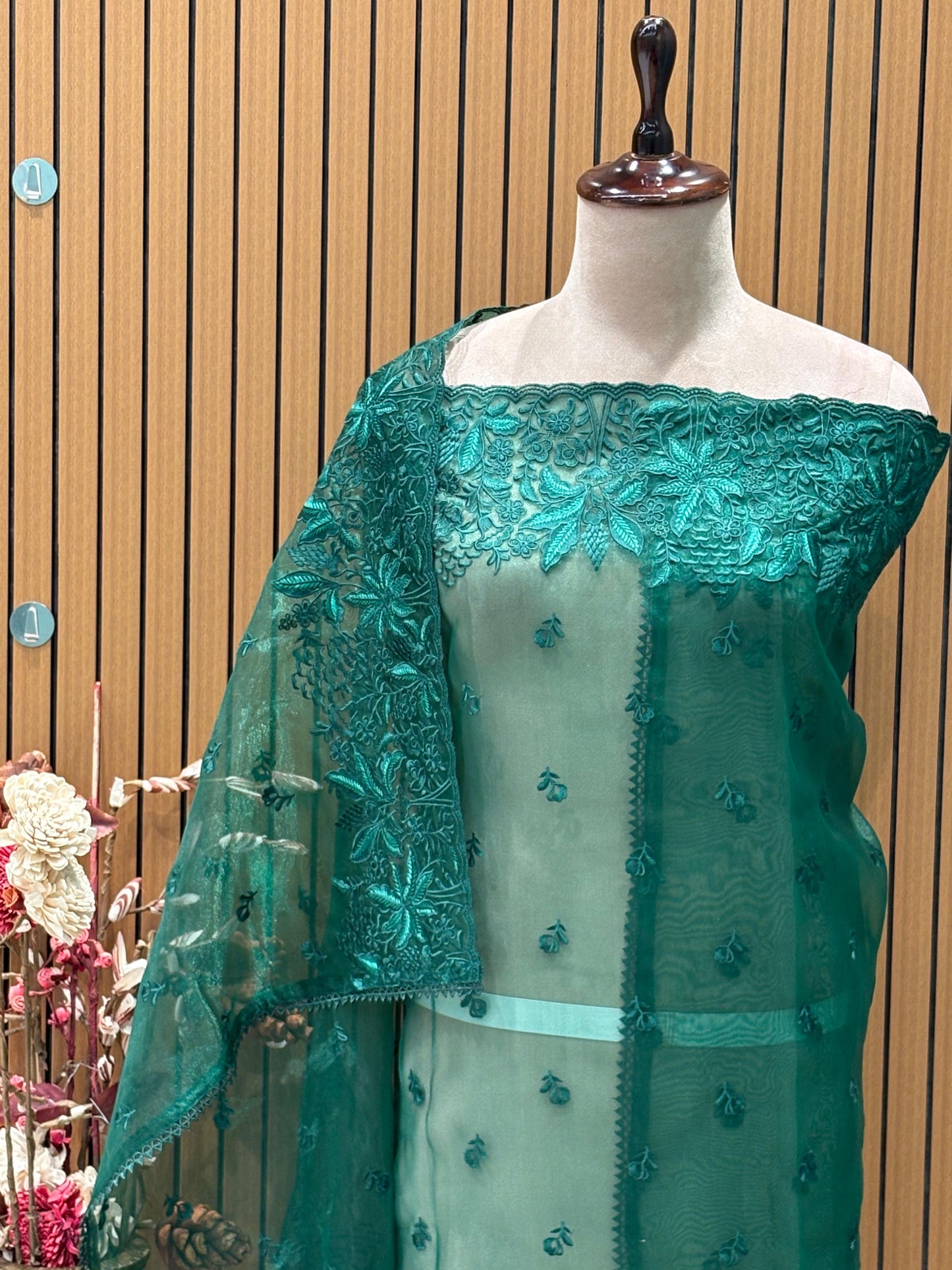 Make a festive statement with our unstitched suit