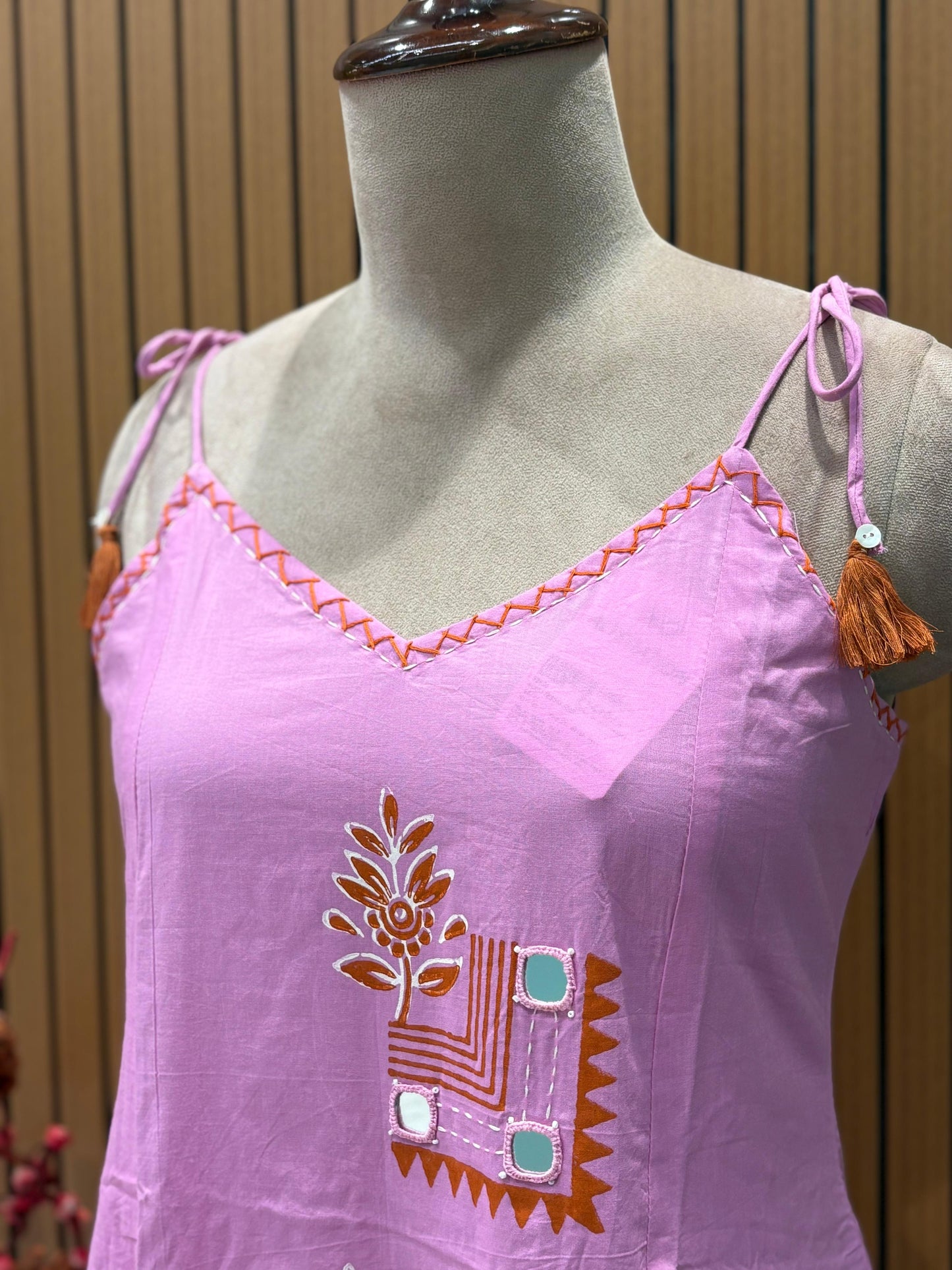 Stay cool & comfy in our cotton kurti-pant set