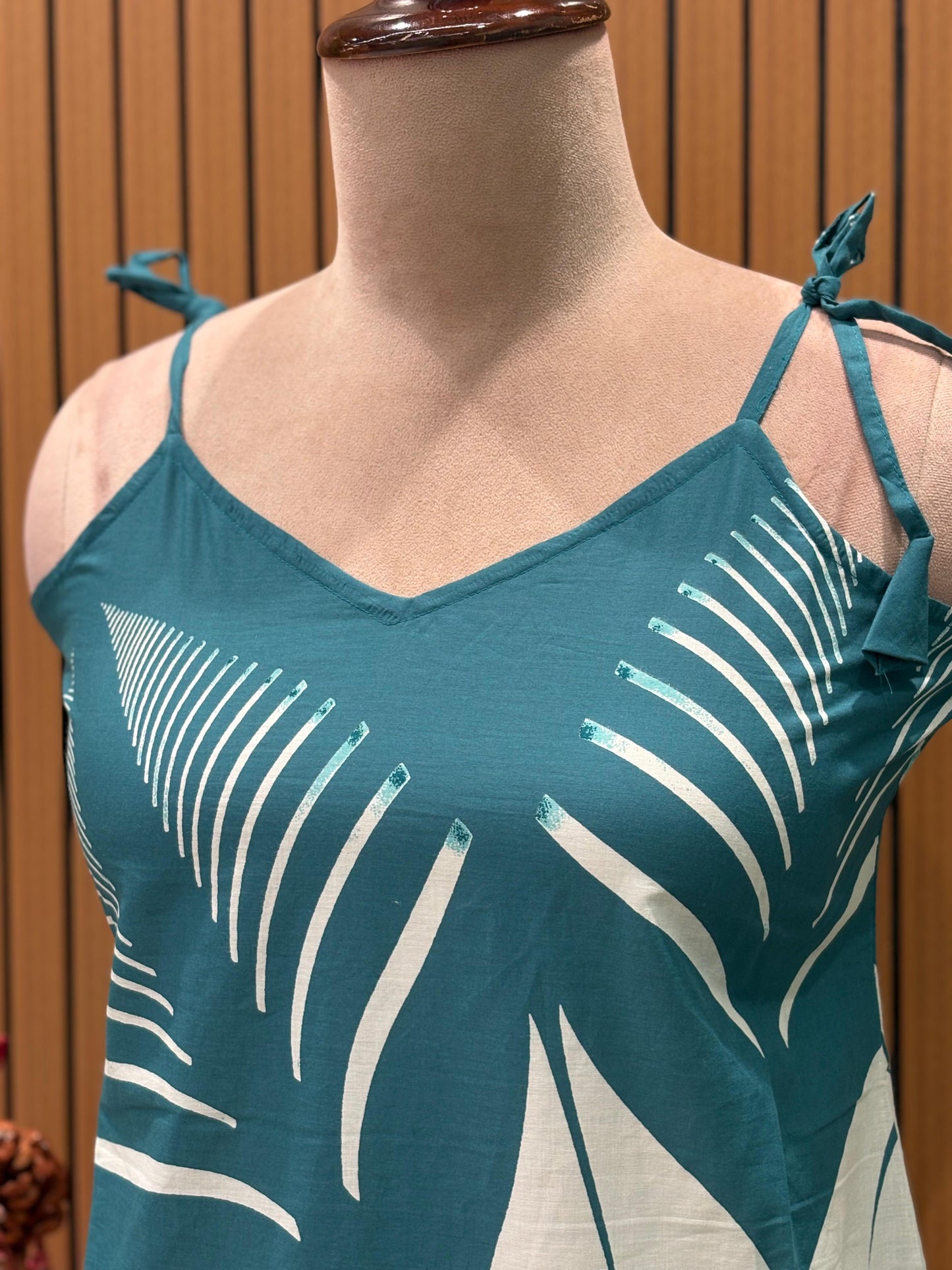 Beat the heat in style with our cotton kurti set