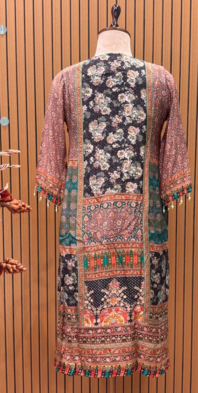 Elevate your everyday style with this stunning muslin cotton kurti set