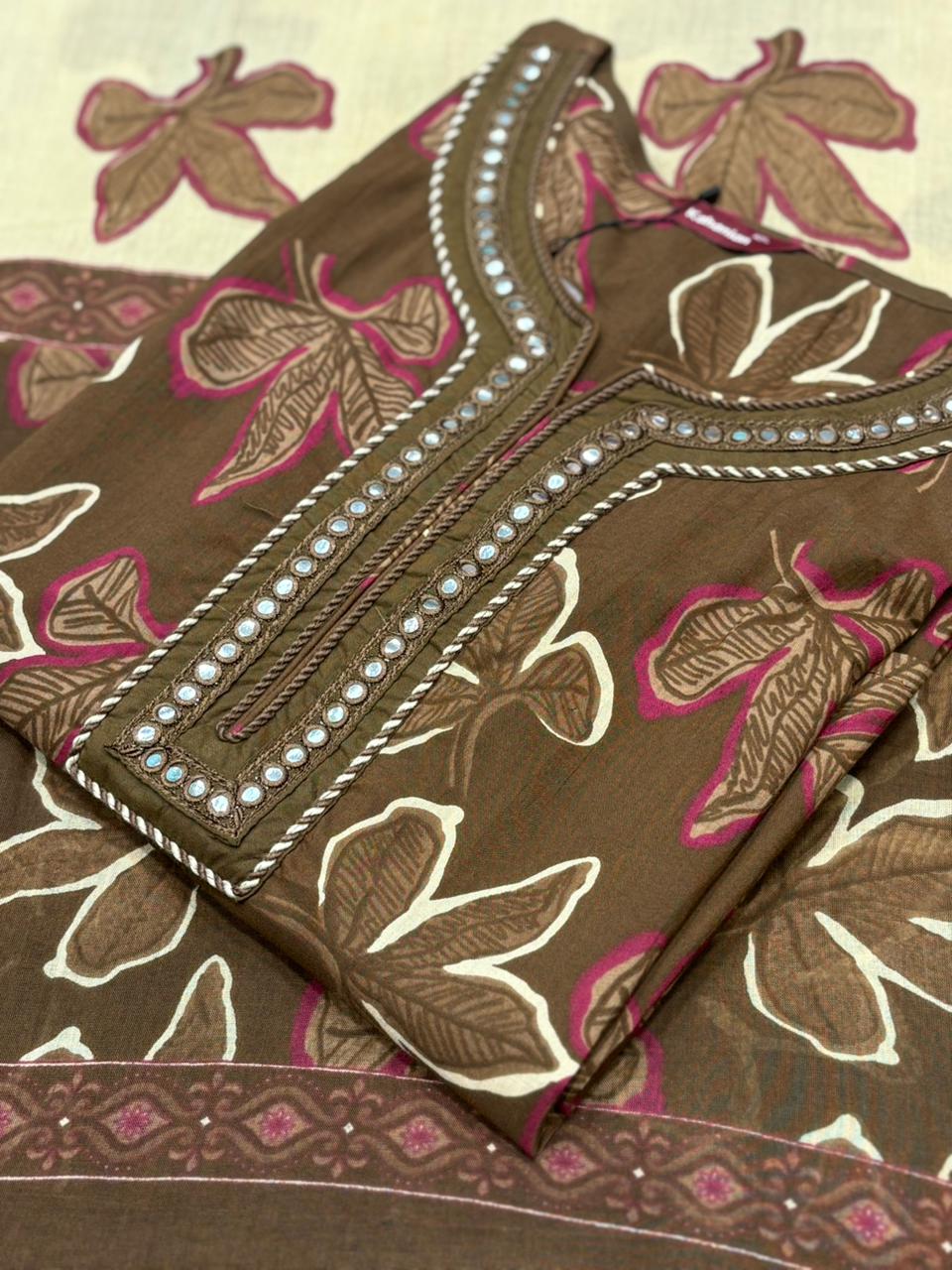 Cotton kurti set in brown & red features leaf prints