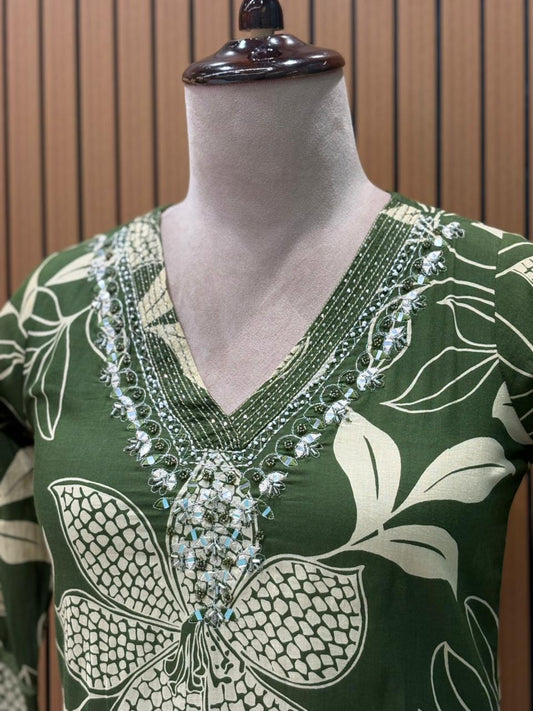 Elegant green cotton kurti Set with bold floral print
