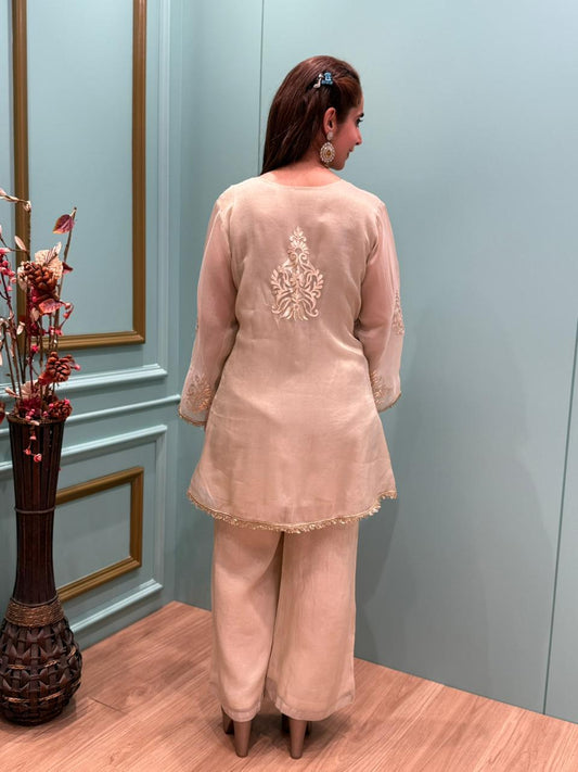 Drape yourself in elegance with our luxe tissue shimmer cord-sets