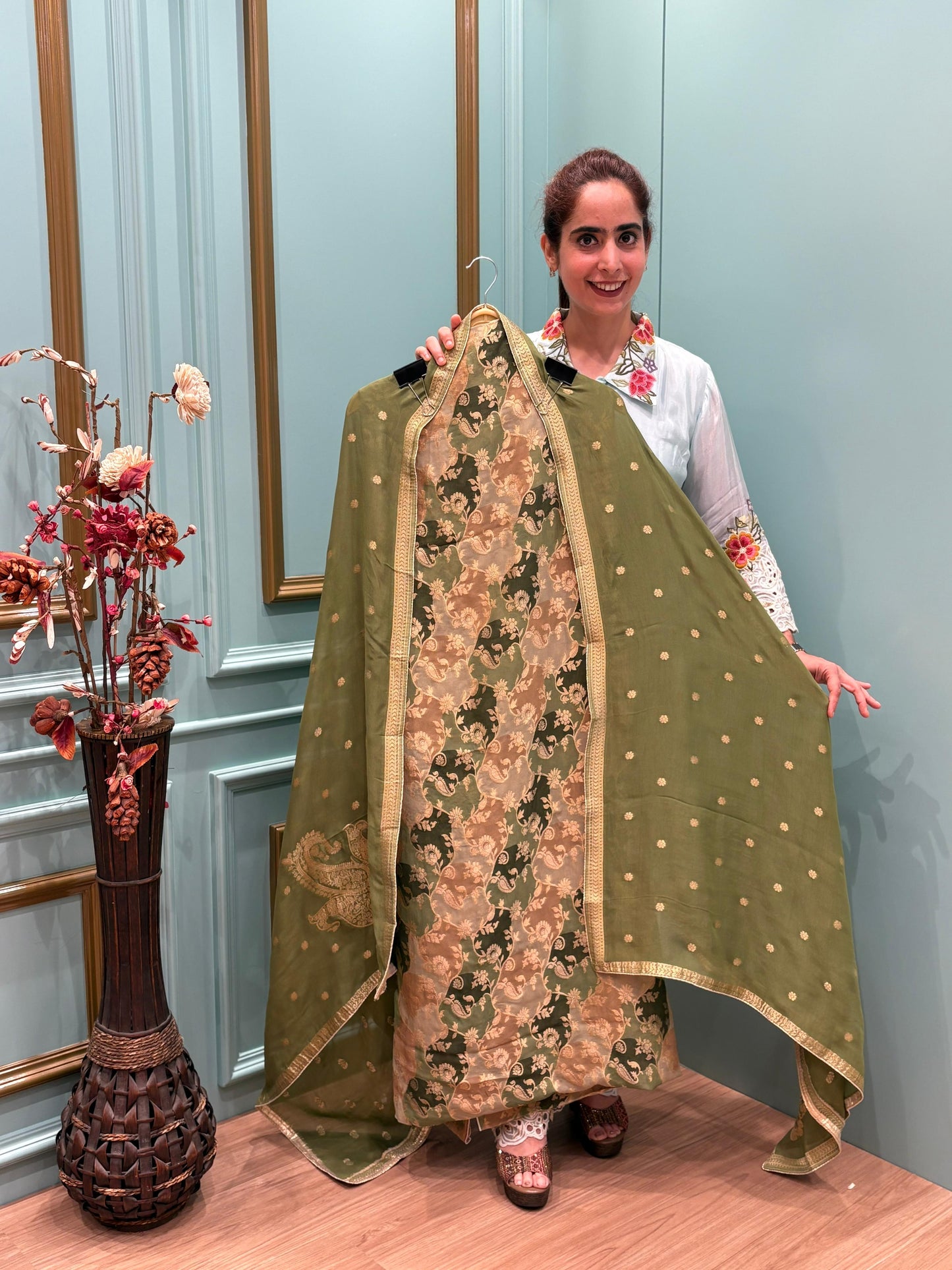 luxurious Khaddi Georgette with all-over Banarasi weaving