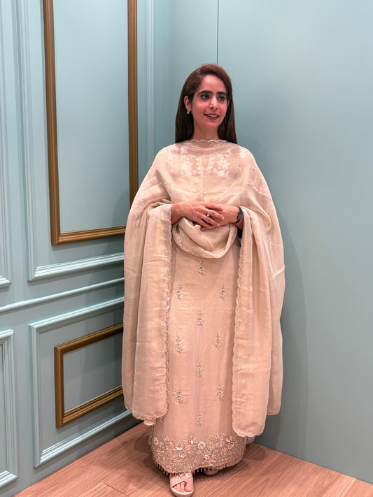 Redefine festive elegance with our luxurious unstitched