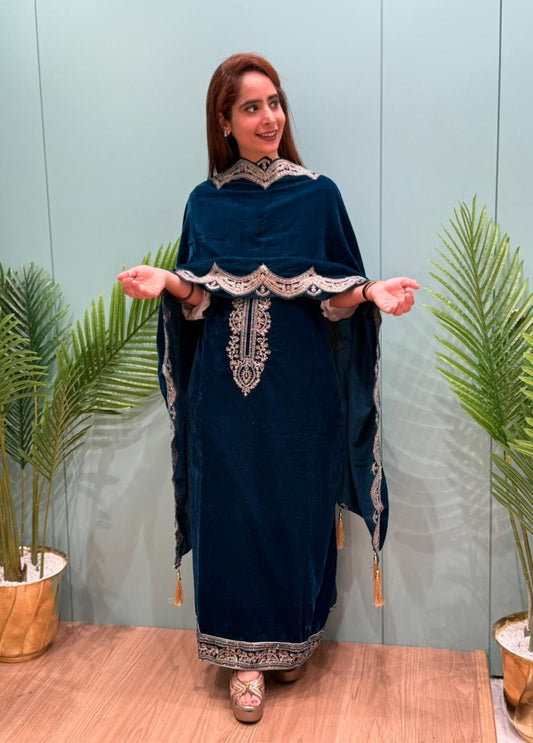 Presenting our luxurious unstitched velvet suit