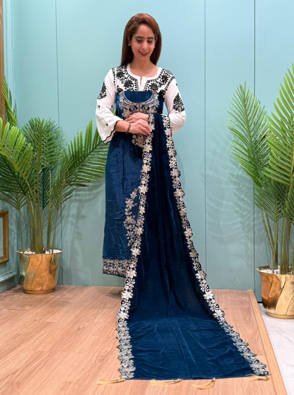 Presenting our luxurious unstitched velvet suit