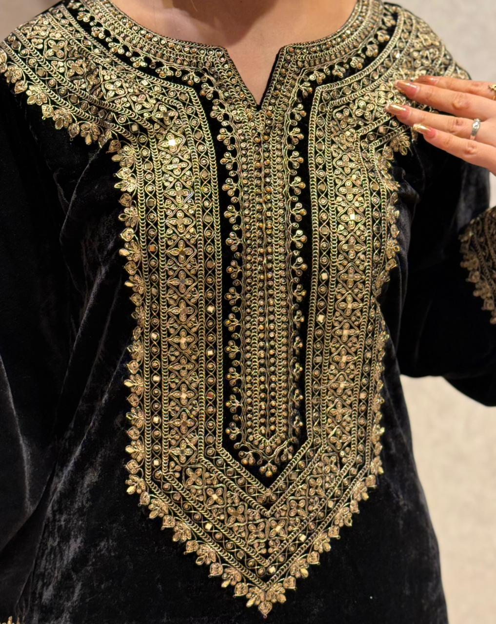 Redefine luxury with our Velvet Pheran, crafted