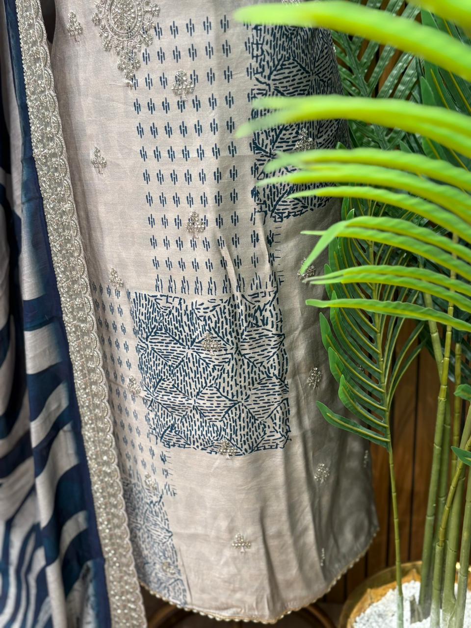 Muslin cotton fabric suit is designed for comfort-led elegance