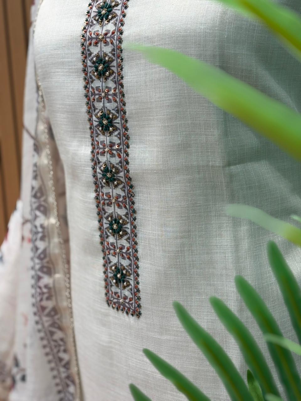 Refined unstitched suit set is crafted in linen shimmer cotton fabric