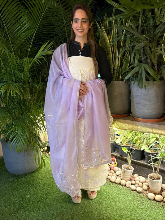 Experience effortless elegance with our beautifully designed unstitched suit