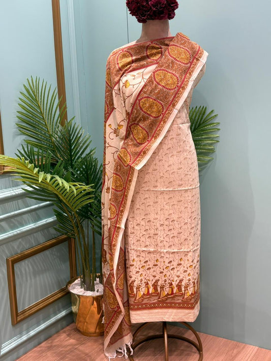 Ttimeless tradition with this beautiful unstitched cotton Kalamkari suit