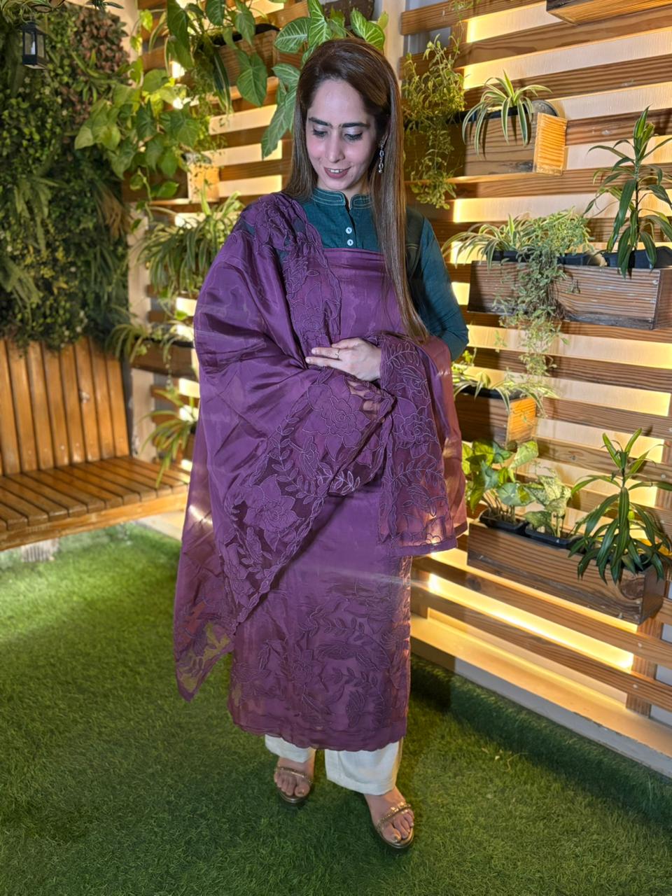 Crafted unstitched suit in soft muslin cotton fabric