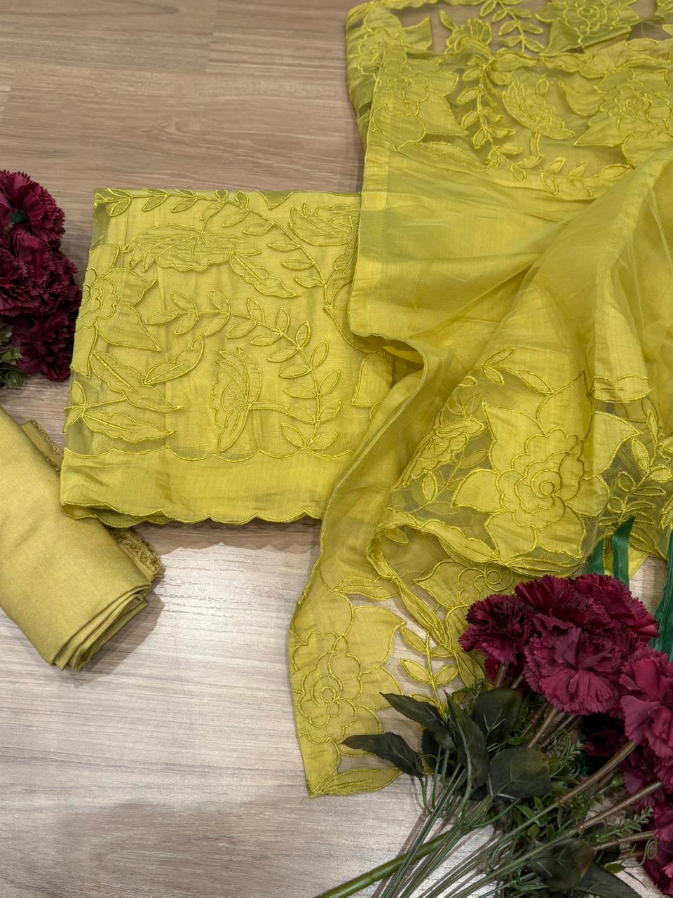 Crafted unstitched suit in soft muslin cotton fabric