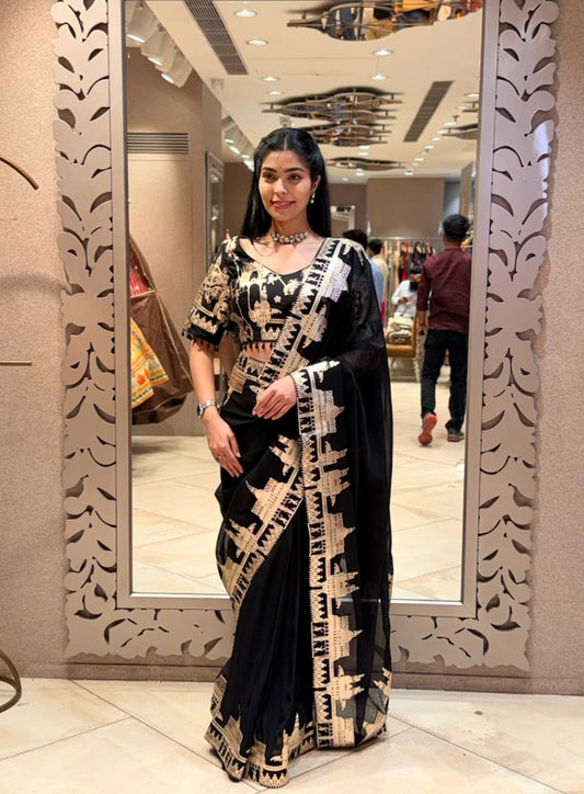 Bold statement with this stunning georgette saree,