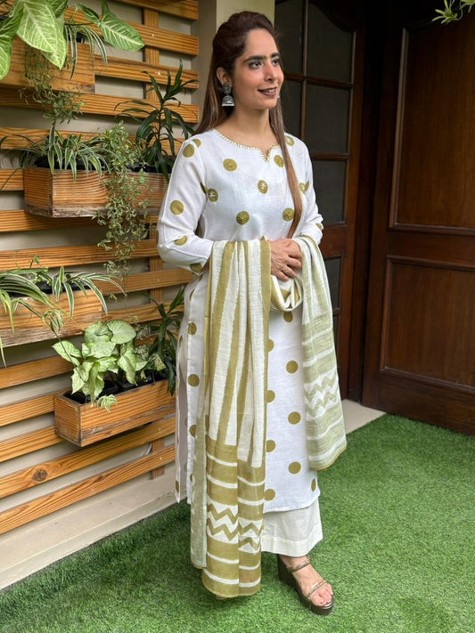 Elegance with this linen cotton kurti set,