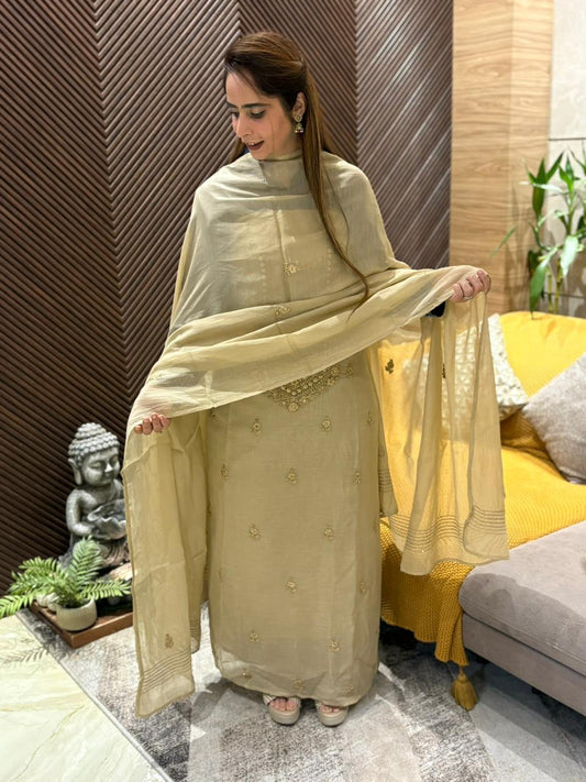 Comfort with our mul cotton unstitched suit