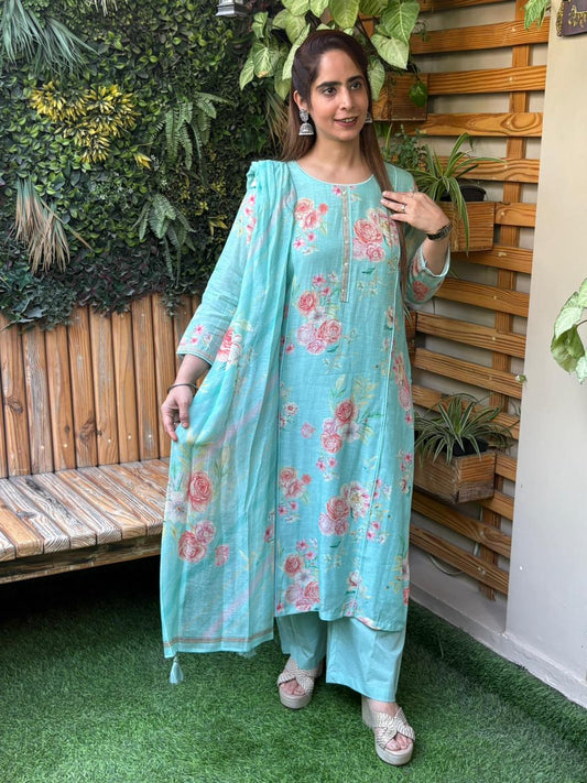 Comfort in this elegant linen cotton kurti se