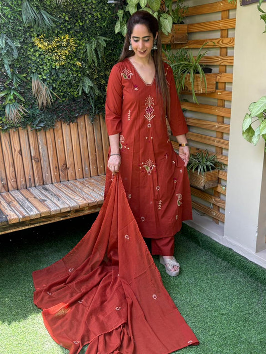 Effortless elegance with this A-line kurti set