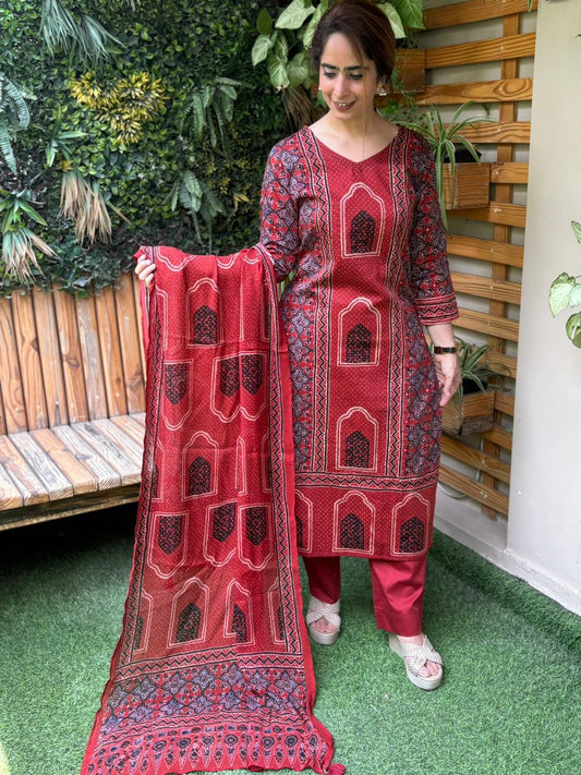 Beautifully designed muslin cotton kurti set