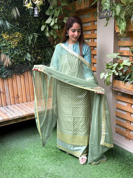 Stunning unstitched suit