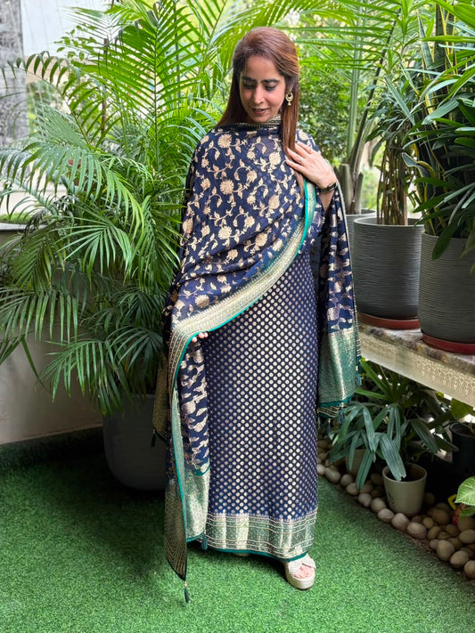 Stunning unstitched suit