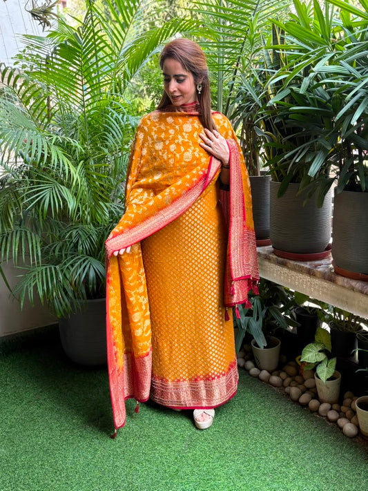 Stunning unstitched suit