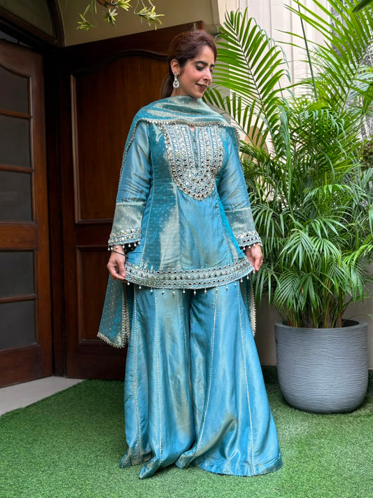 Stunning tissue shimmer kurta set