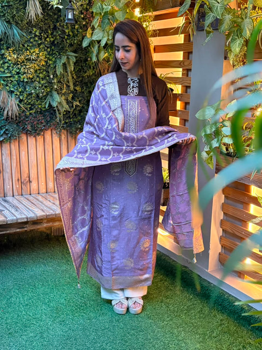 Beautiful unstitched Dola silk suit