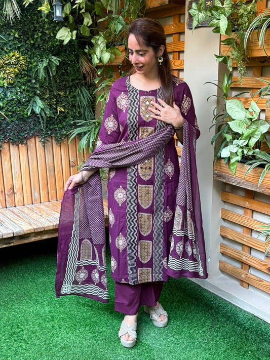 Stunning cotton kurti set