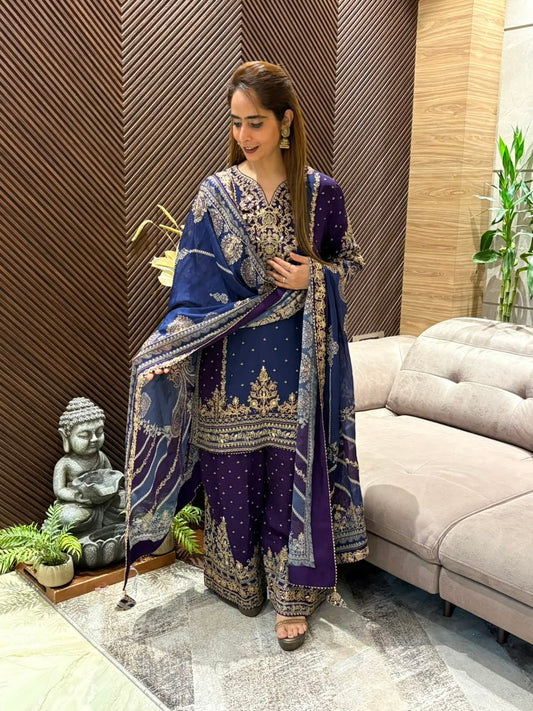 Elegant Chinon fabric kurta set