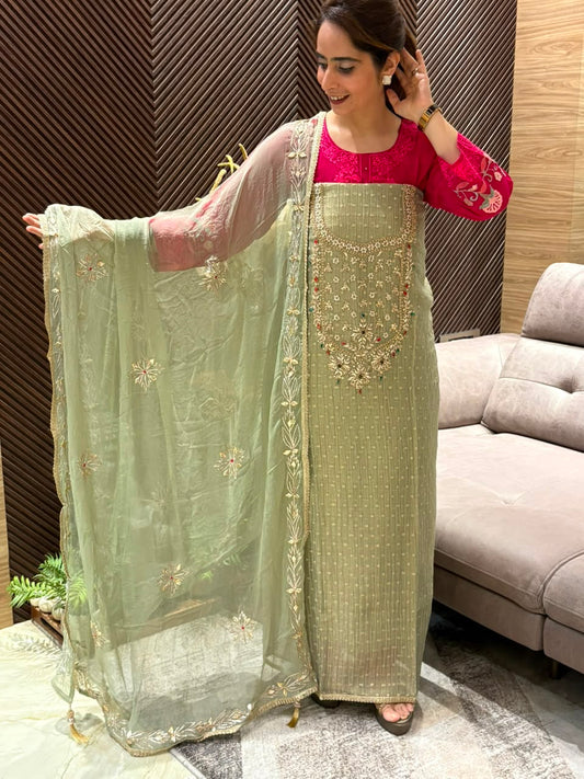 Luxurious tissue shimmer unstitched suit