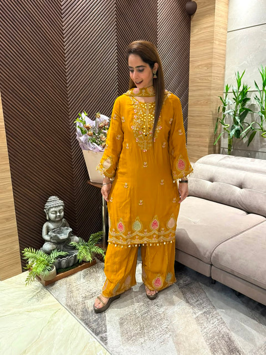 Elegant Chinon kurta set