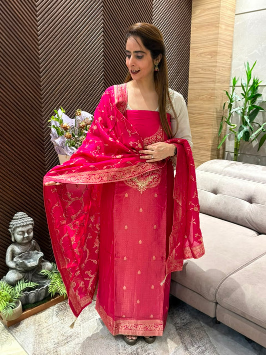 Luxurious Uppada silk stunning unstitched suit