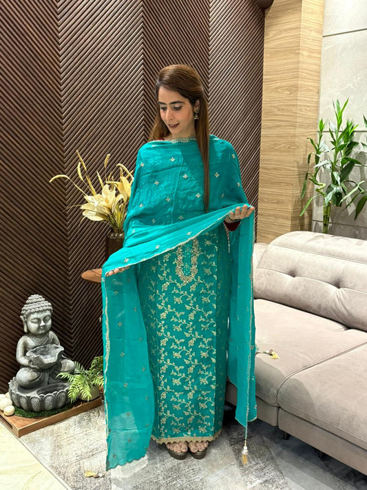 Luxurious rich silk unstitched suit