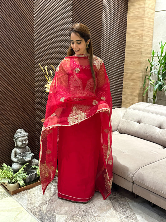 Luxurious silk unstitched suit set