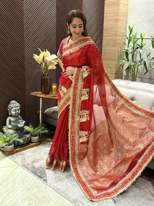Elegant running saree